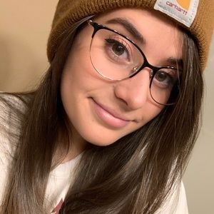 Meet your Posher, Gabrielle